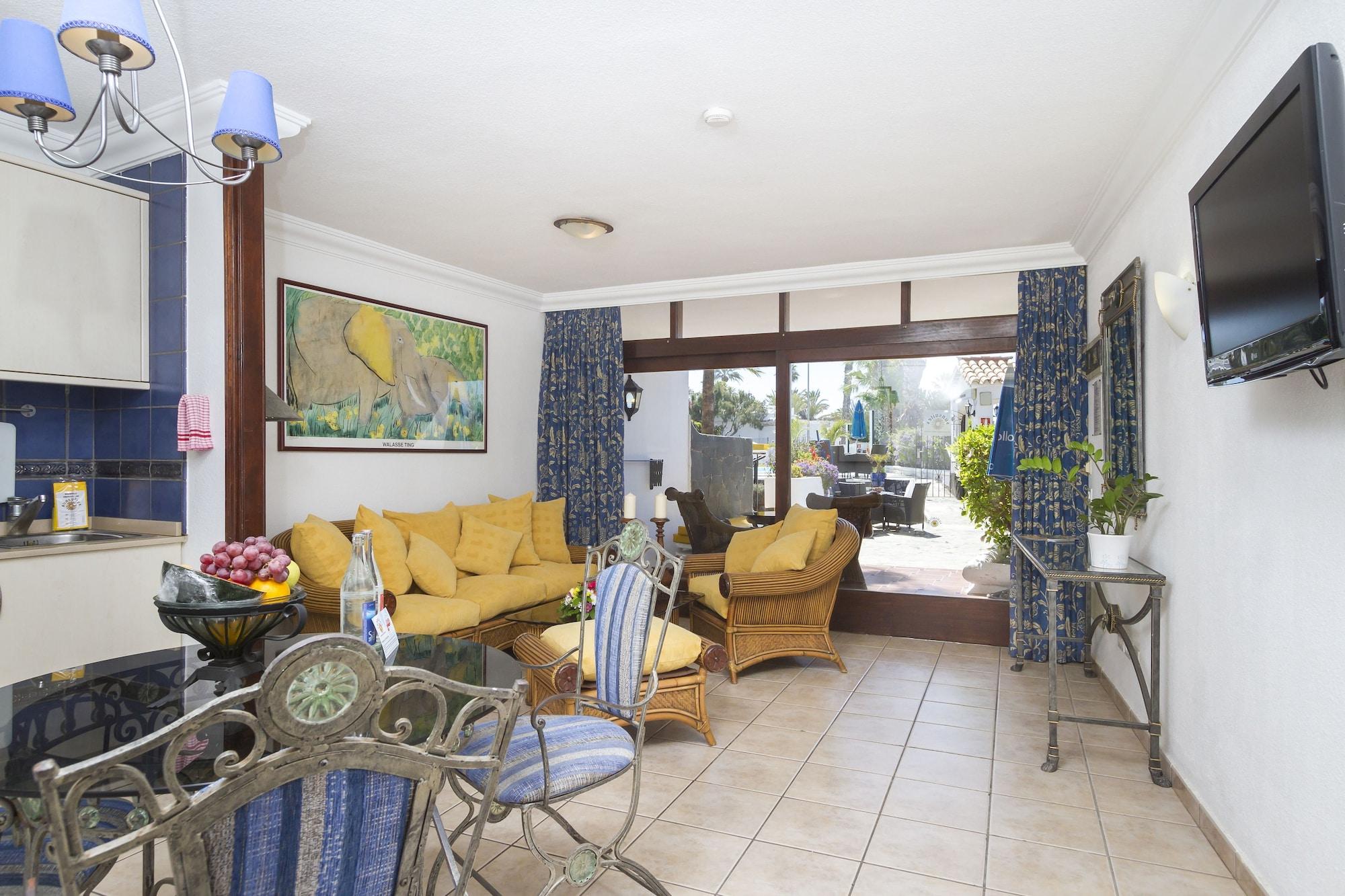 Sunsuites Carolina San Agustin  Luaran gambar